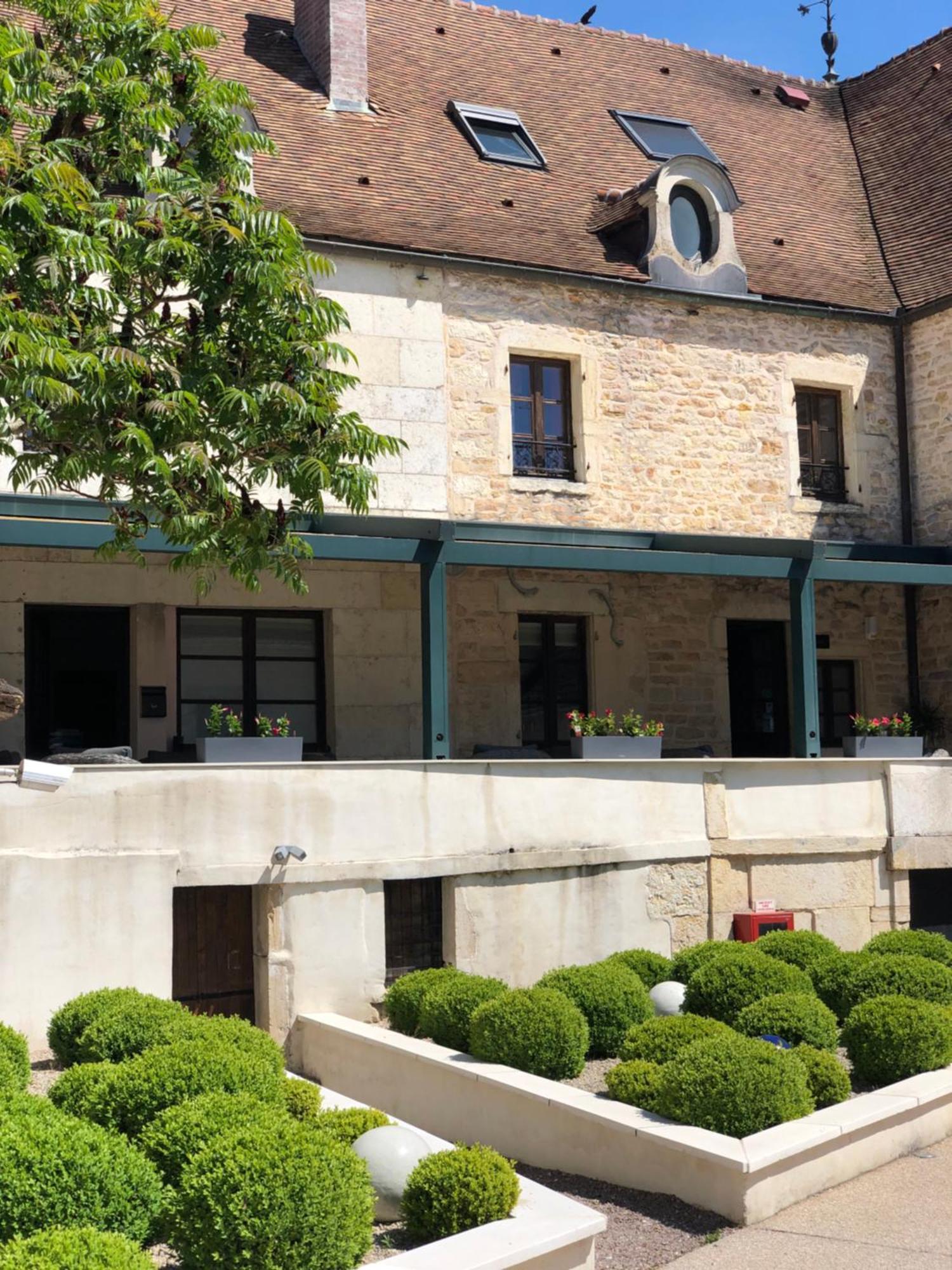 Logis L'Hotel D'Arc Arc-sur-Tille Exterior photo